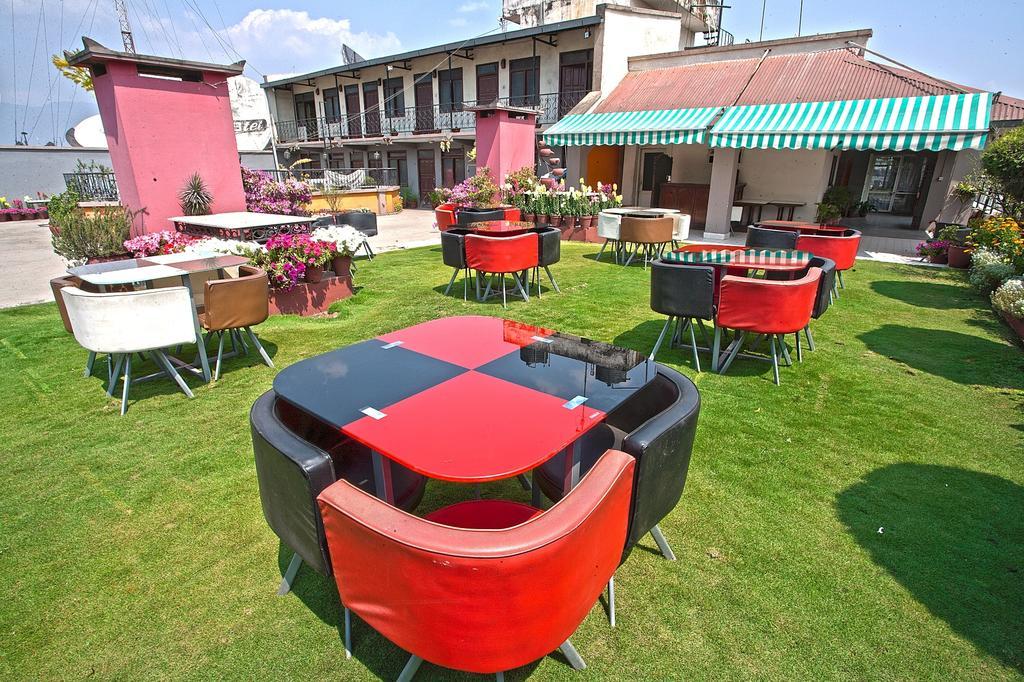 Hotel Mountain Catmandu Exterior foto