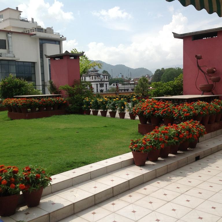 Hotel Mountain Catmandu Exterior foto
